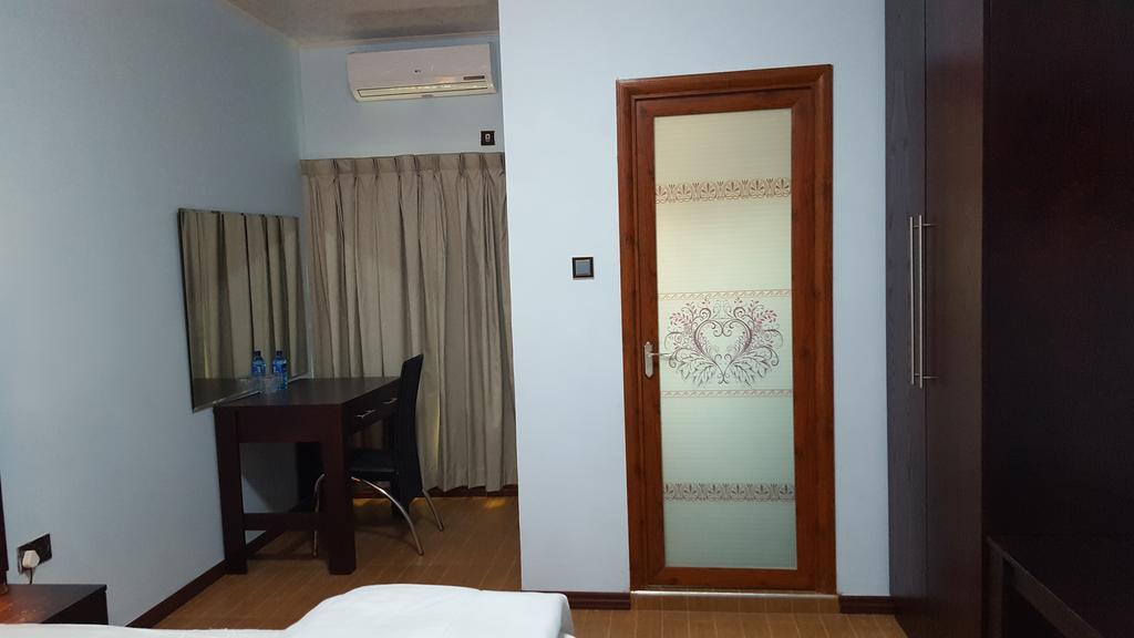 White City Inn Gaborone Eksteriør billede